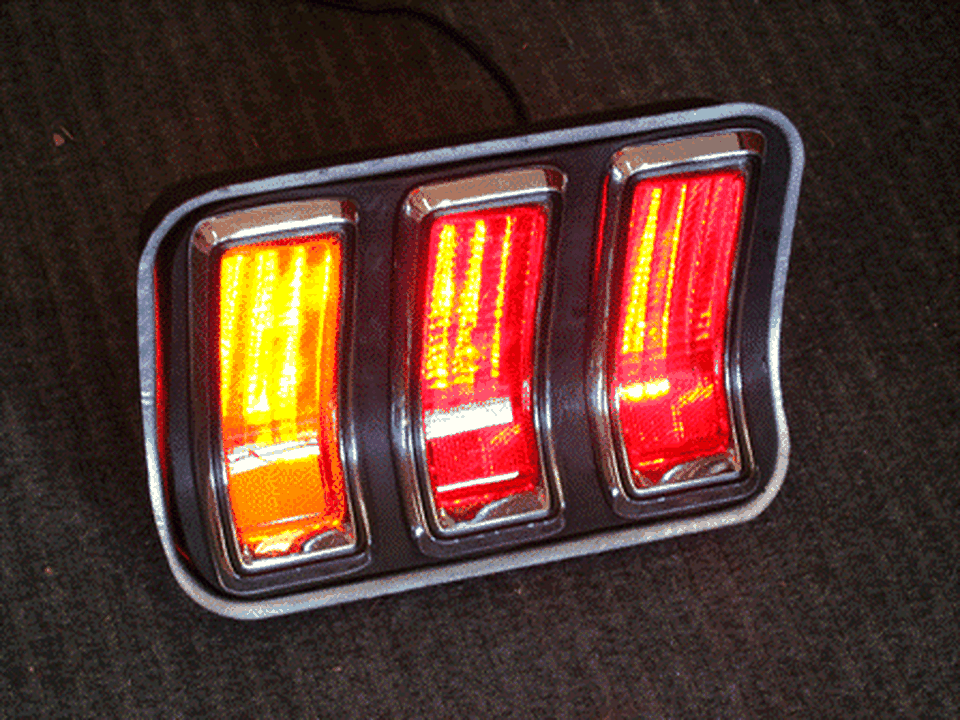 MP-E6004-UB-DLX 67-78 LED Taillight European Kit