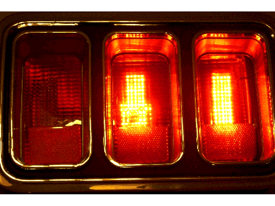 MP-E6070-UB-DLX 70 LED Taillight European Kit